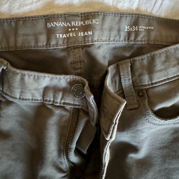 Banana Republic Travel Jeans. 35x34 - Picture 2 of 3